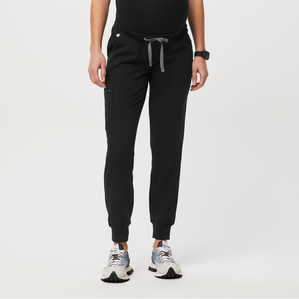 Figs Zamora Jogger Black Small Regular Length
